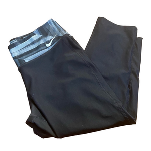 Nike Dri Fit athletic leggings - size m